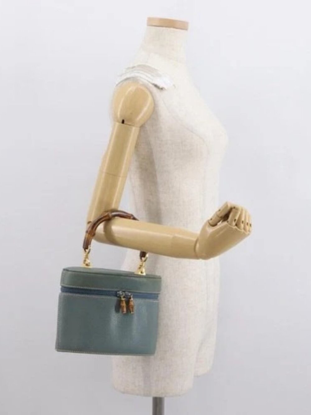 GUCCI Bamboo Vanity Cosmetic Pouch Leather Blue Gold 000 984 0232 Auth 169467 - Picture 14 of 16